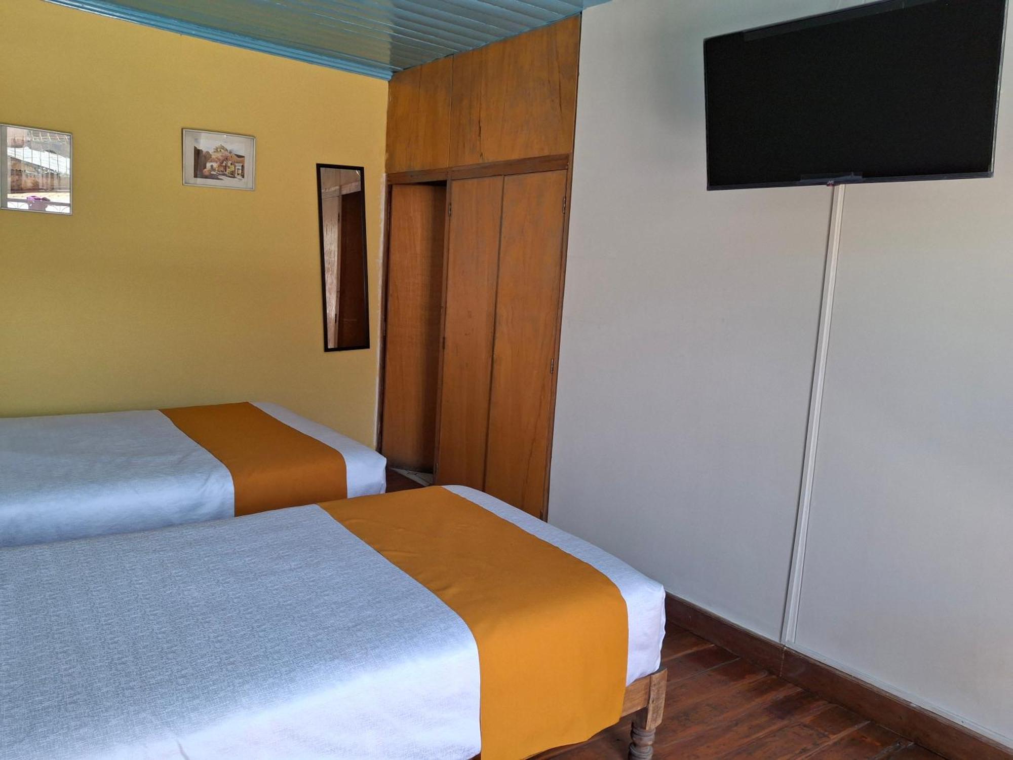 Hostal Lluvia De Oro Arequipa Exteriör bild