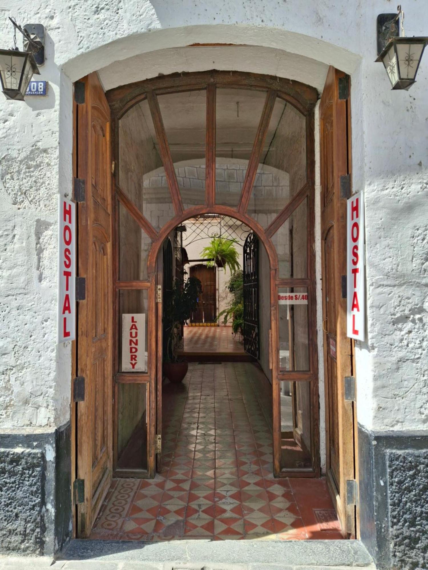 Hostal Lluvia De Oro Arequipa Exteriör bild