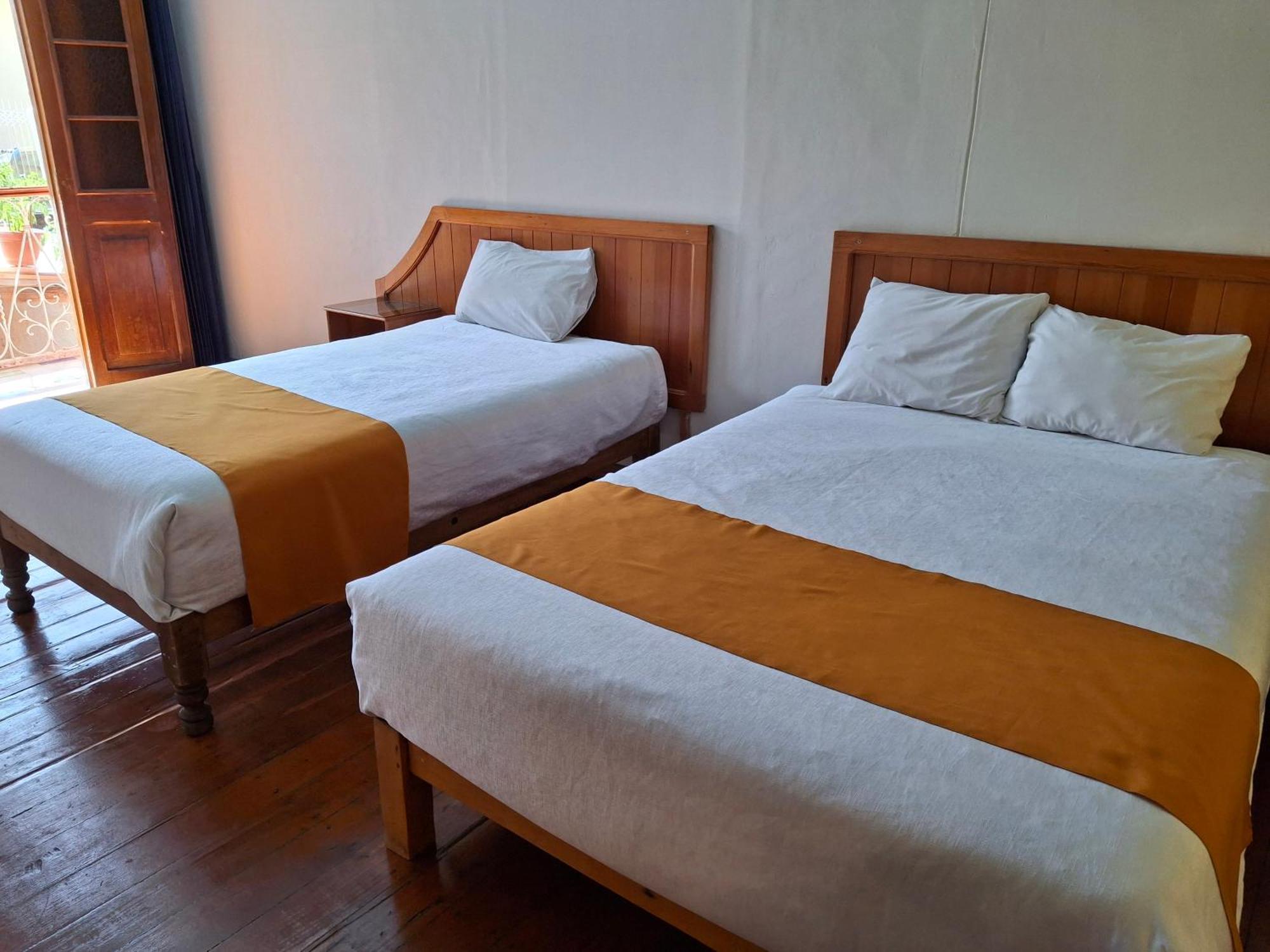 Hostal Lluvia De Oro Arequipa Exteriör bild