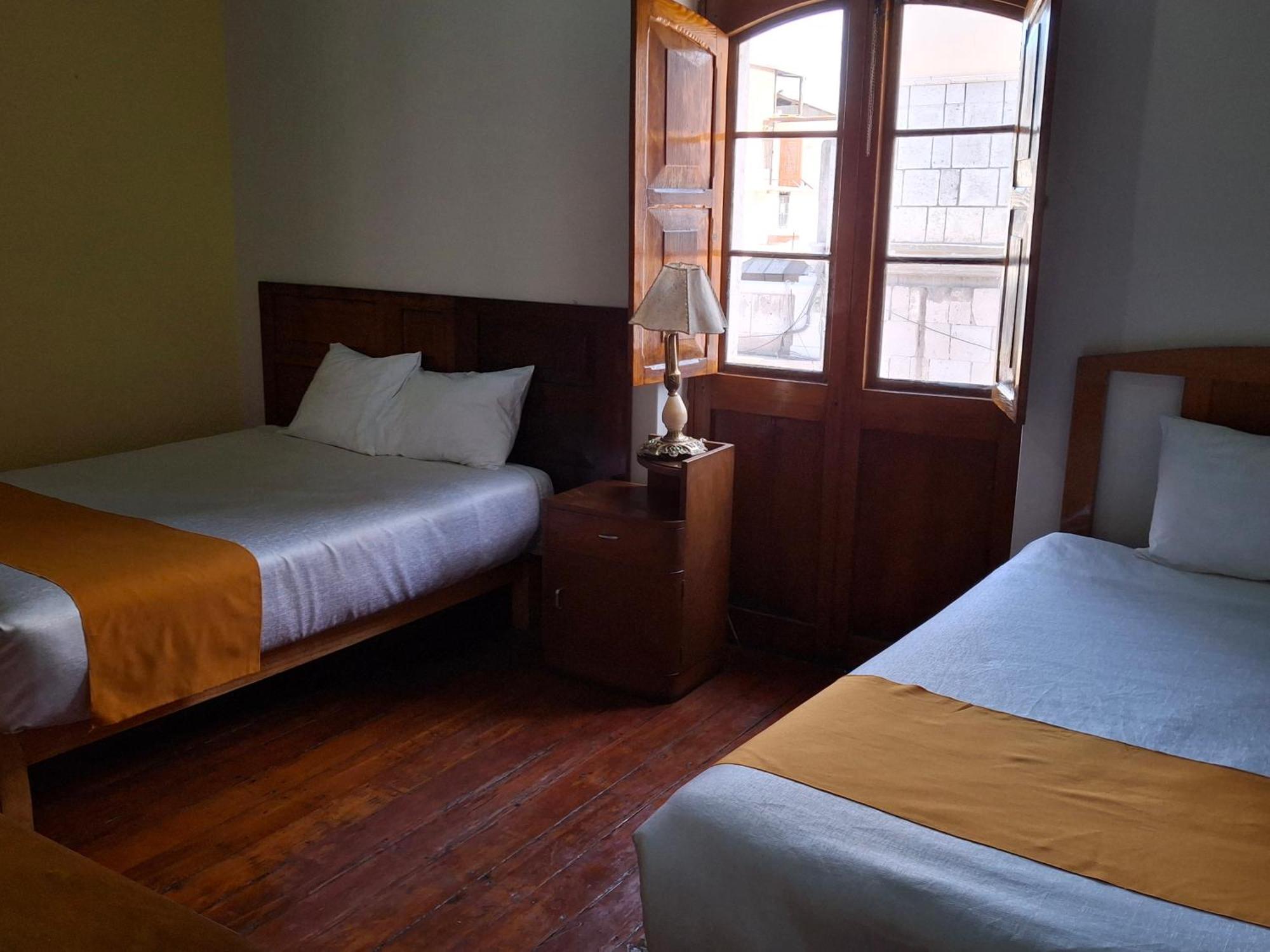 Hostal Lluvia De Oro Arequipa Exteriör bild