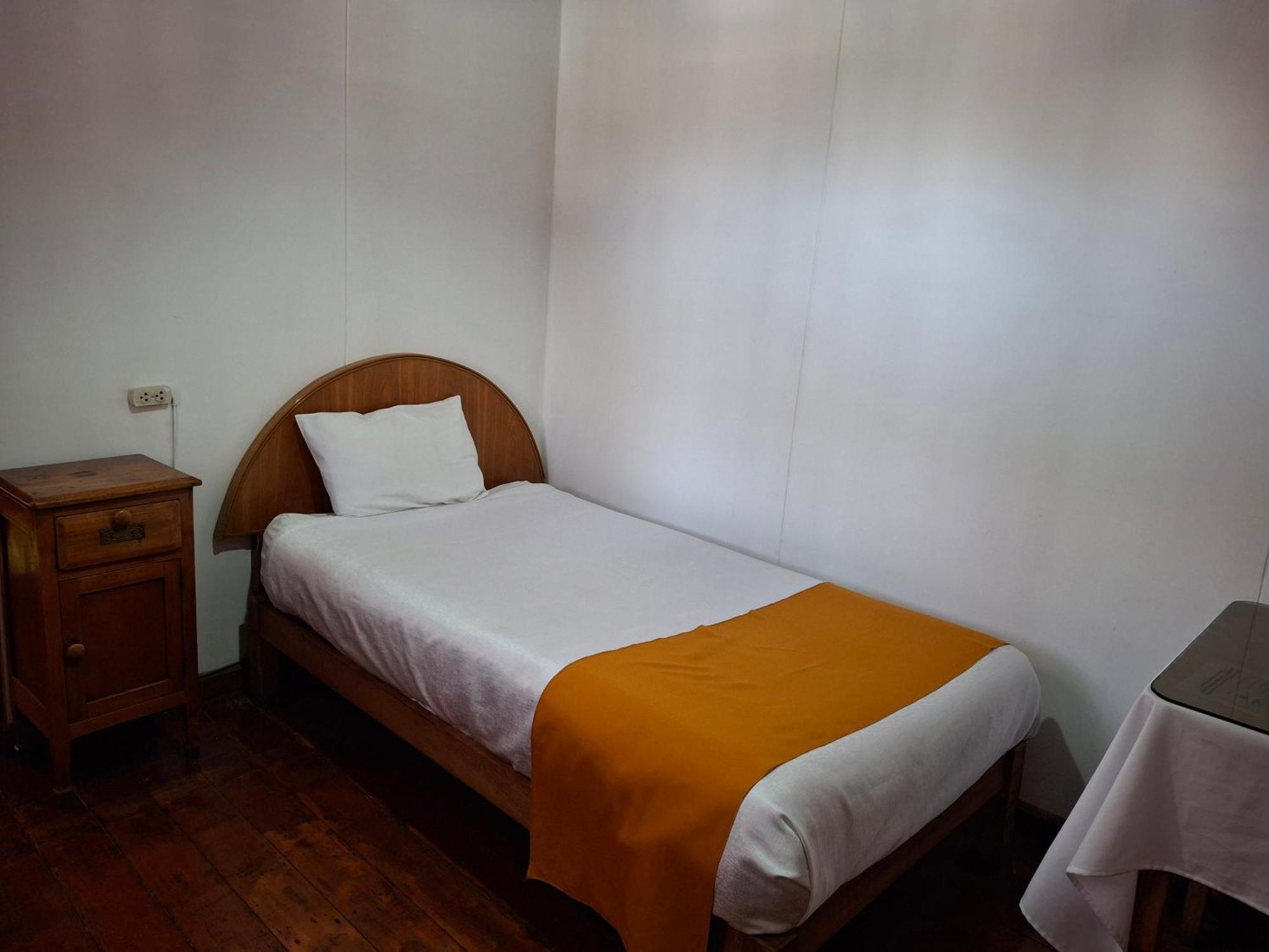 Hostal Lluvia De Oro Arequipa Exteriör bild