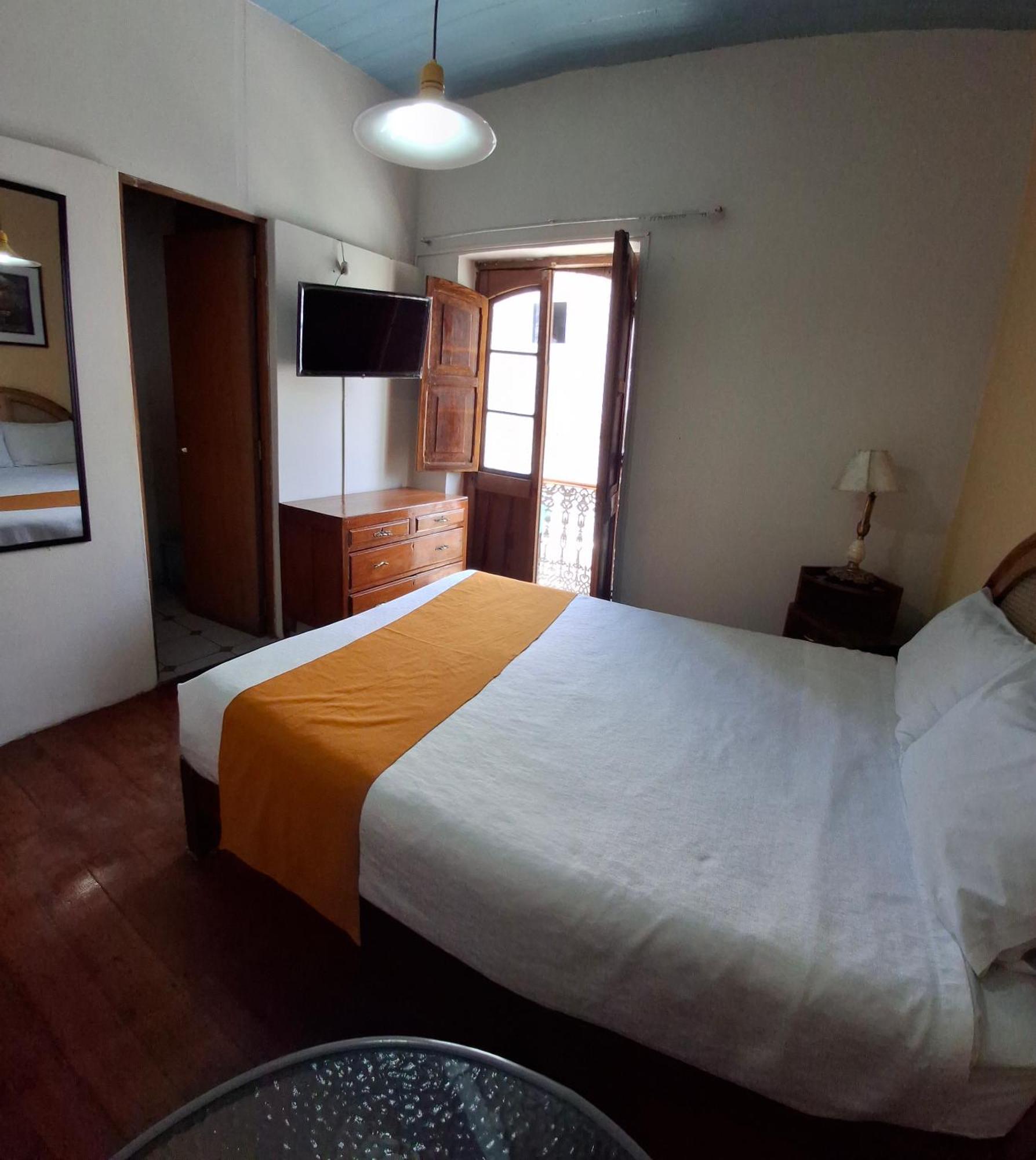 Hostal Lluvia De Oro Arequipa Exteriör bild